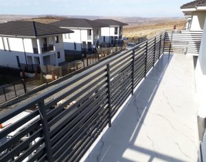 Ház 4 szobák eladó on Dezmir