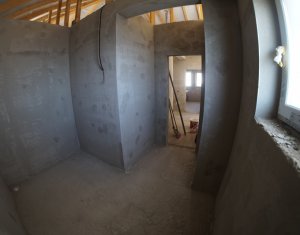 Ház 4 szobák eladó on Dezmir