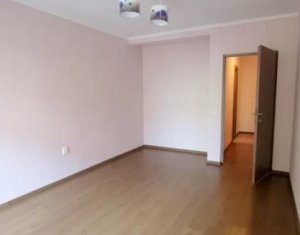 Lakás 2 szobák eladó on Floresti