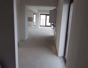 Lakás 4 szobák eladó on Cluj-napoca, Zóna Zorilor