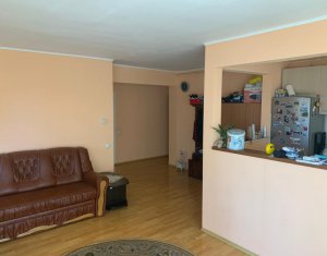 Lakás 2 szobák eladó on Floresti