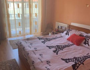 Lakás 2 szobák eladó on Floresti