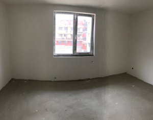 Lakás 2 szobák eladó on Floresti