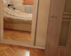 Lakás 4 szobák eladó on Cluj-napoca, Zóna Manastur