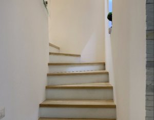 Ház 4 szobák eladó on Floresti