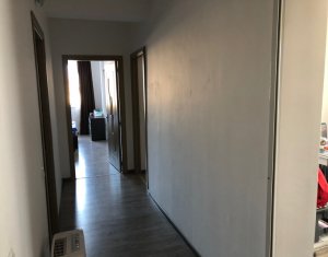 Appartement 3 chambres à vendre dans Floresti