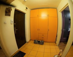 Lakás 4 szobák eladó on Cluj-napoca, Zóna Manastur