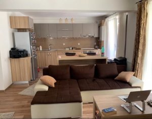 Lakás 3 szobák eladó on Floresti