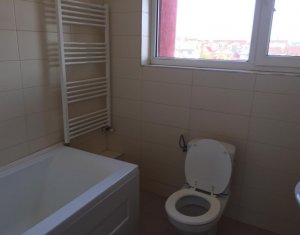 Ház 4 szobák kiadó on Floresti