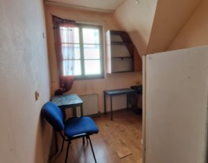 Maison 6 chambres à vendre dans Cluj-napoca, zone Centru
