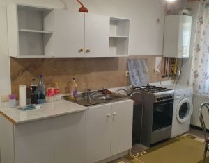 Lakás 3 szobák eladó on Floresti