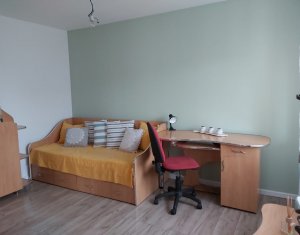 Ház 4 szobák eladó on Dezmir