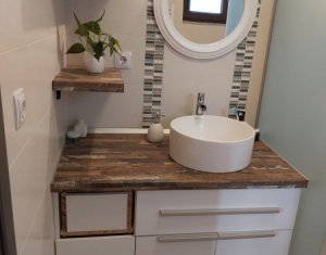 Ház 4 szobák eladó on Dezmir