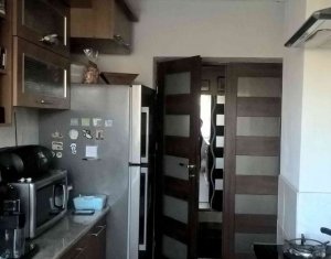 Lakás 4 szobák eladó on Cluj-napoca, Zóna Plopilor