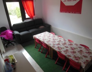 Ház 5 szobák kiadó on Floresti