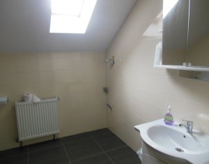 Ház 5 szobák kiadó on Floresti