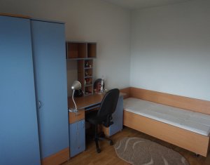 Lakás 5 szobák kiadó on Cluj-napoca, Zóna Centru