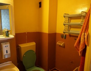 Appartement 3 chambres à louer dans Cluj-napoca, zone Manastur