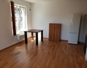 Lakás 3 szobák kiadó on Cluj-napoca, Zóna Zorilor