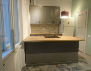 Lakás 3 szobák kiadó on Cluj-napoca, Zóna Centru