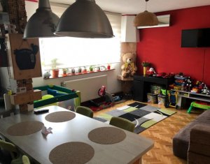 Appartement 3 chambres à louer dans Cluj-napoca, zone Manastur