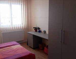 Appartement 4 chambres à louer dans Cluj-napoca, zone Europa