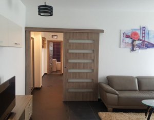 Appartement 3 chambres à louer dans Cluj-napoca, zone Centru