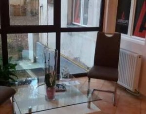 Appartement 4 chambres à louer dans Cluj-napoca, zone Centru