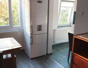 Studio à louer dans Cluj-napoca, zone Zorilor