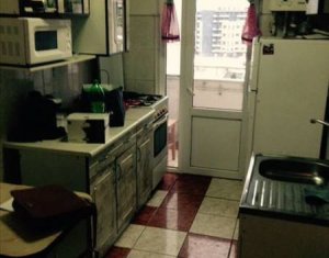 Appartement 3 chambres à louer dans Cluj-napoca, zone Centru