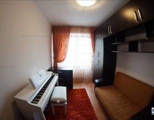 Appartement 3 chambres à louer dans Cluj-napoca, zone Marasti