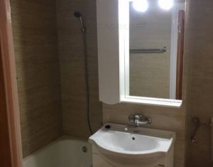 Appartement 4 chambres à louer dans Cluj-napoca, zone Manastur
