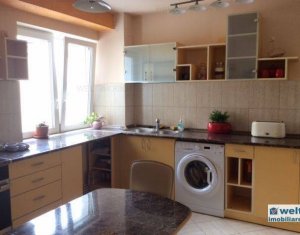 Appartement 3 chambres à louer dans Cluj-napoca, zone Marasti