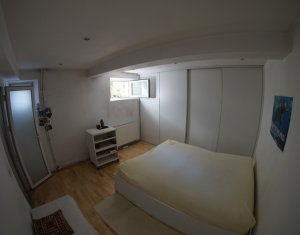 Appartement 4 chambres à louer dans Cluj-napoca, zone Centru