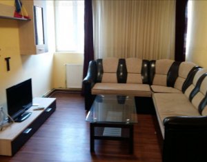 Appartement 3 chambres à louer dans Cluj-napoca, zone Centru