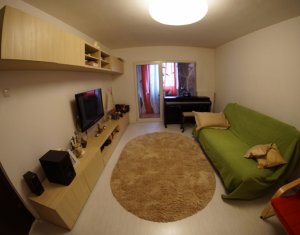 Appartement 4 chambres à louer dans Cluj-napoca, zone Zorilor