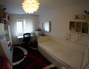 Appartement 4 chambres à louer dans Cluj-napoca, zone Zorilor