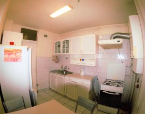 Lakás 3 szobák kiadó on Cluj-napoca, Zóna Marasti