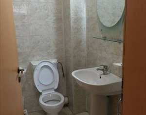 Appartement 4 chambres à louer dans Cluj-napoca, zone Zorilor