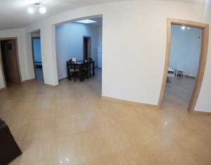 Appartement 3 chambres à louer dans Cluj-napoca, zone Centru