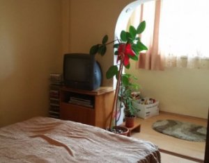 Appartement 4 chambres à louer dans Cluj-napoca, zone Zorilor