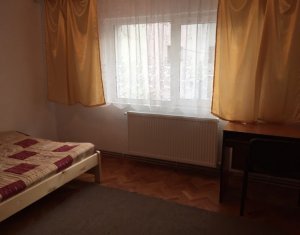 Lakás 4 szobák kiadó on Cluj-napoca, Zóna Manastur