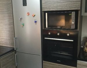 Appartement 3 chambres à louer dans Cluj-napoca, zone Zorilor