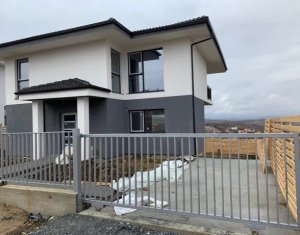 Ház 4 szobák eladó on Dezmir