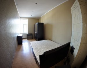 Appartement 3 chambres à louer dans Cluj-napoca, zone Centru