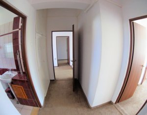 Appartement 5 chambres à louer dans Cluj-napoca, zone Centru