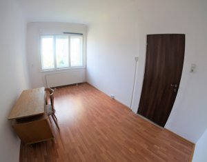 Appartement 5 chambres à louer dans Cluj-napoca, zone Centru