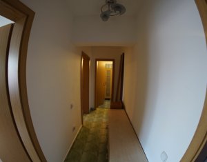 Appartement 3 chambres à louer dans Cluj-napoca, zone Centru