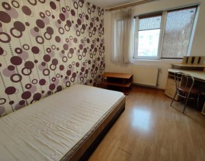 Appartement 3 chambres à louer dans Cluj-napoca, zone Centru