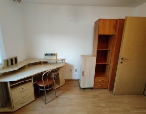 Appartement 3 chambres à louer dans Cluj-napoca, zone Centru